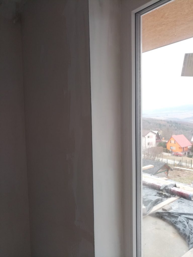 Emergency pre kamaráta: sadru vždy opravíš, aj také praskliny, ak statika nepustí