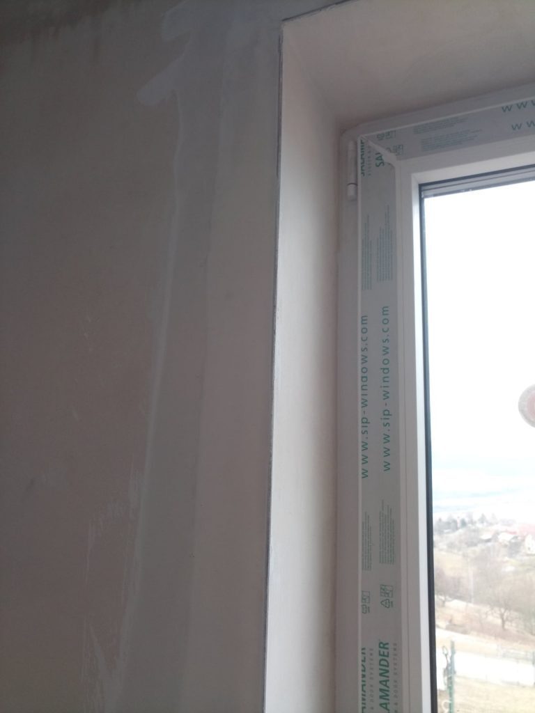 Emergency pre kamaráta: sadru vždy opravíš, aj také praskliny, ak statika nepustí