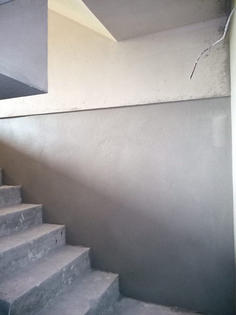 V. Vola, kombinácia sadra s cementom a cem. poter
